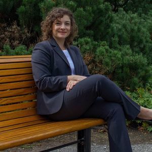 Meet your Posher, Aly